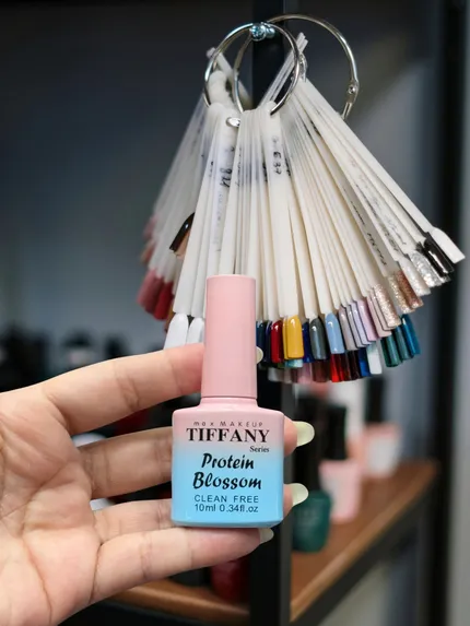 PROTEIN BLOSSOM TIFFANY
